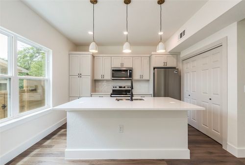 unit-a-3702 Tower View Ct, Austin, TX, 78723-5713 | Card Image