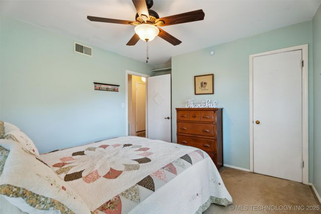 300 Se Waverly Ave, House other with 3 bedrooms, 1 bathrooms and null parking in Bartlesville OK | Image 17