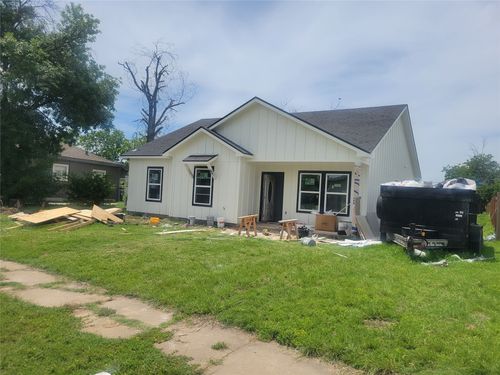 1609 2nd St, Brownwood, TX, 76801-4215 | Card Image