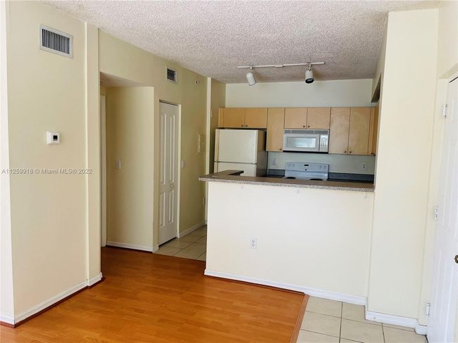 APT-201 - 2201 W Preserve Way, Condo with 1 bedrooms, 1 bathrooms and null parking in Miramar FL | Image 5