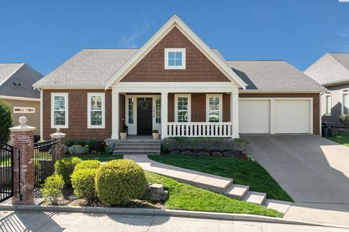 1016 Se Crestlane Dr, College Place, WA, 99324 | Card Image