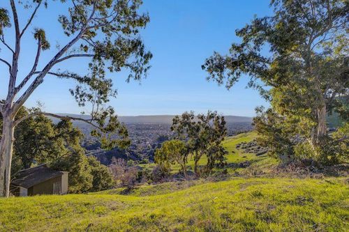 807 Boulder Dr, San Jose, CA, 95132-3205 | Card Image