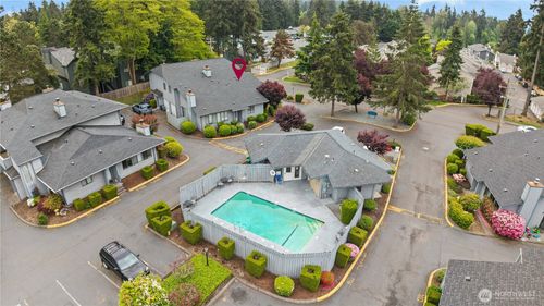 d-1832 S 330th St, Federal Way, WA, 98003-9482 | Card Image