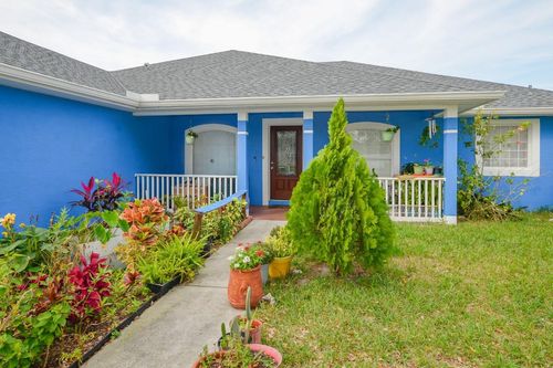 117 Ne Jettie Ter, Port St Lucie, FL, 34983-1224 | Card Image