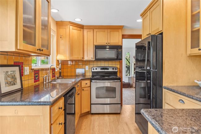 1127 Adams St, House other with 3 bedrooms, 2 bathrooms and null parking in Port Townsend WA | Image 11