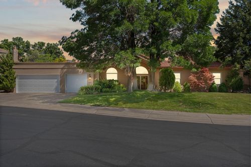 6404 Meadow Hills St Ne, Albuquerque, NM, 87111-6541 | Card Image
