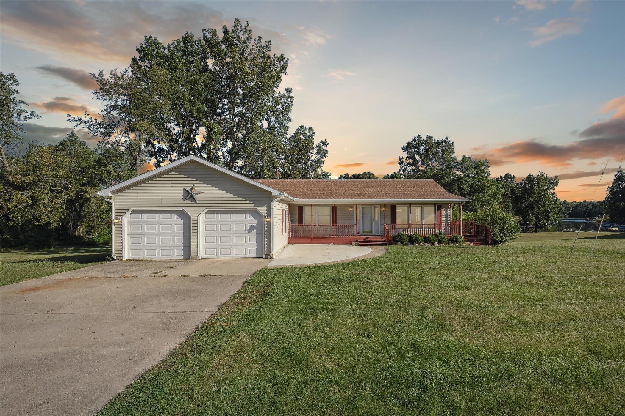 Woodbrook Dr, Cement City, MI 49233