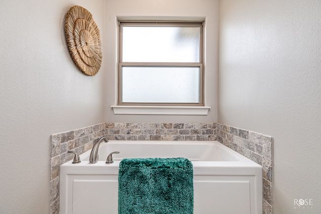 8079 Leopard Ln, House other with 3 bedrooms, 2 bathrooms and 2 parking in San Angelo TX | Image 23
