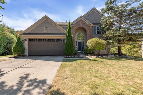 891 Westhills Dr, South Lyon, MI, 48178-2533 | Card Image