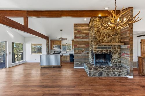 729 Nomad Dr, Spicewood, TX, 78669-1496 | Card Image