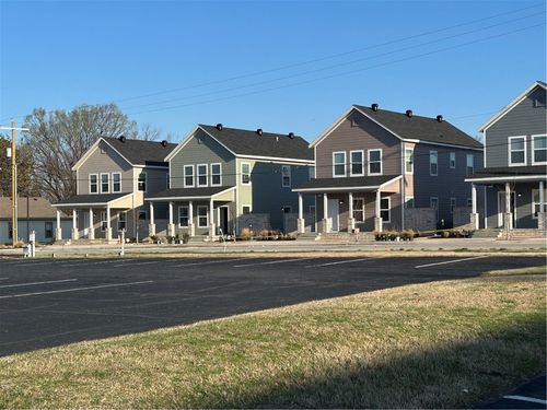 a-702 E Johnson Ave, Springdale, AR, 72764-4540 | Card Image