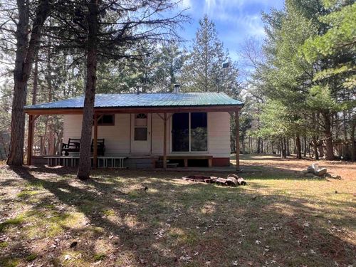 9769 S Parrott Cir Se, Fife Lake, MI, 49633-8287 | Card Image