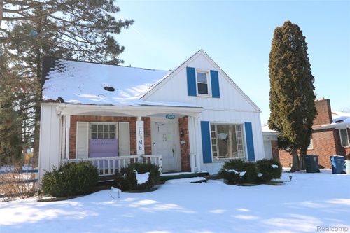 1909 Welch Blvd, Flint, MI, 48504-3015 | Card Image