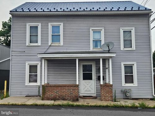 10 S Pine St, LEWISTOWN, PA, 17044-1829 | Card Image