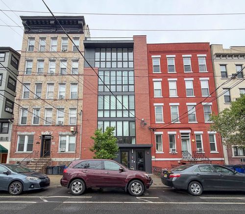 318 Madison St, Hoboken, NJ, 07030-3399 | Card Image