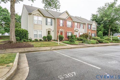 5307 Golf Villa Ln, Glen Allen, VA, 23059-7412 | Card Image