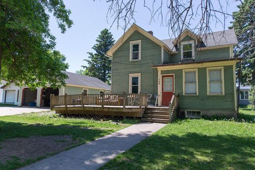 142 Ne 3rd St, Buffalo Lake, MN, 55314-1068 | Card Image