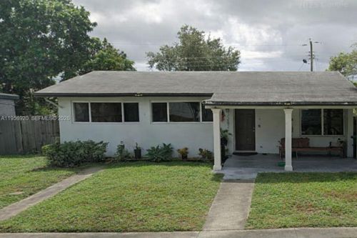 2282 Nw 152nd St, Miami Gardens, FL, 33054-2718 | Card Image