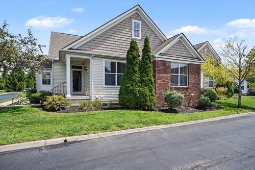 4742 Clubpark Dr, Hilliard, OH, 43026-7486 | Card Image