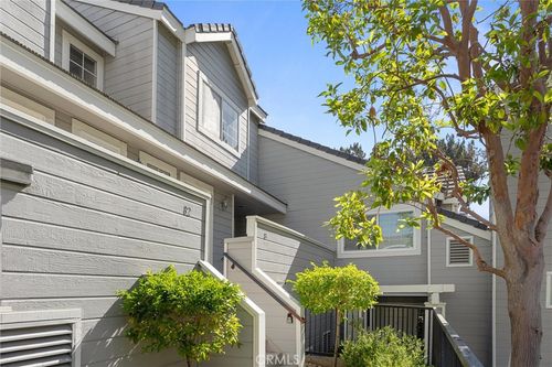 83-2800 Plaza Del Amo, Torrance, CA, 90503 | Card Image