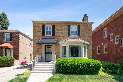 10831 S Longwood Dr, Chicago, IL, 60643-3312 | Card Image