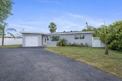 2000 Ne 62nd St, Fort Lauderdale, FL, 33308-2138 | Card Image