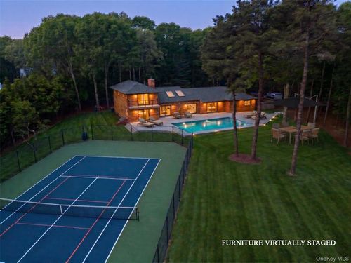 10 Jeffrey Ln, East Quogue, NY, 11942-3108 | Card Image