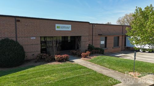 824-824 22nd Street Pl Se, Hickory, NC, 28602-8321 | Card Image