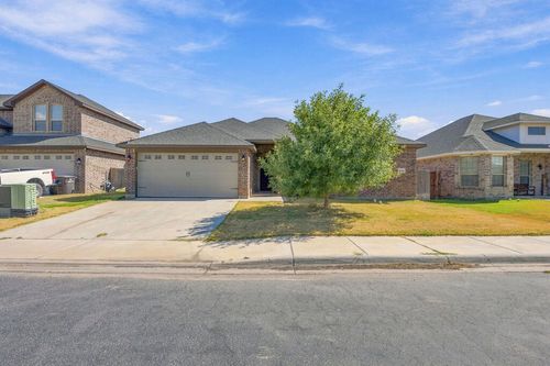 1604 Overshine Ln, Midland, TX, 79705-2397 | Card Image
