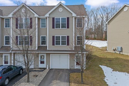 10 Split Rock Dr, Rochester, NH, 03839-5673 | Card Image