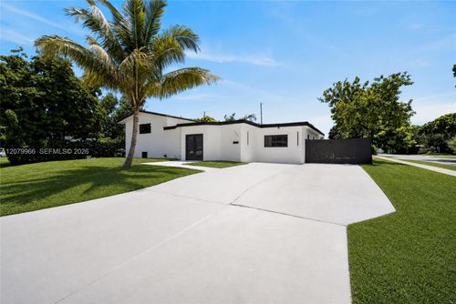 1200 Ne 204th Ter, Miami, FL, 33179-2642 | Card Image