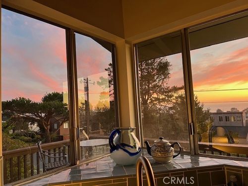 1950 Oxford Ave, Cambria, CA, 93428 | Card Image