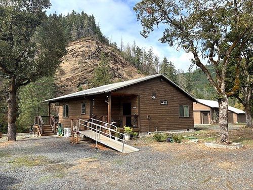 4696 Cow Creek Rd, Riddle, OR, 97469-8728 | Card Image