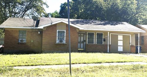 2414 52nd St, Dallas, TX, 75216-7121 | Card Image