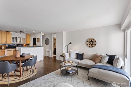 apt-12-632 13th Ave E, Seattle, WA, 98102-5136 | Card Image