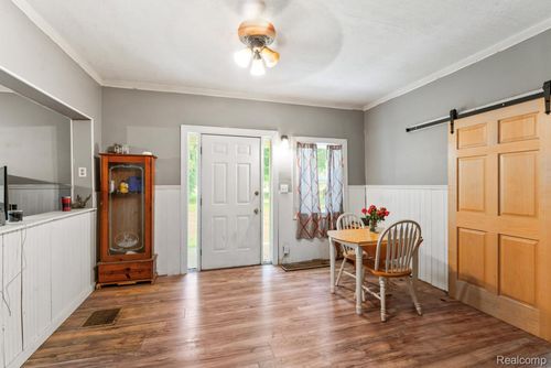 2152 E Ohmer Rd, Mayville, MI, 48744-9501 | Card Image