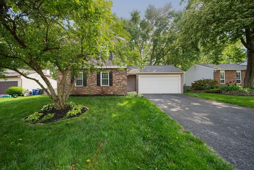 8249 Big Horn Ct, Powell, OH, 43065-9255 | Card Image