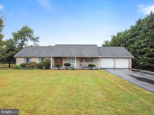 350 Ashton Dr, FALLING WATERS, WV, 25419-4813 | Card Image