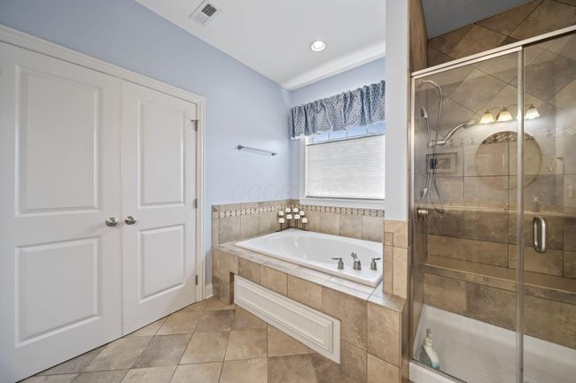 2608 Pointewood Loop, House other with 5 bedrooms, 5 bathrooms and null parking in Galena OH | Image 52