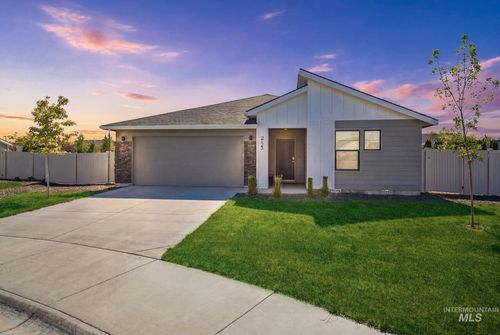 2123 N Kenneth Ave, Kuna, ID, 83634-3606 | Card Image