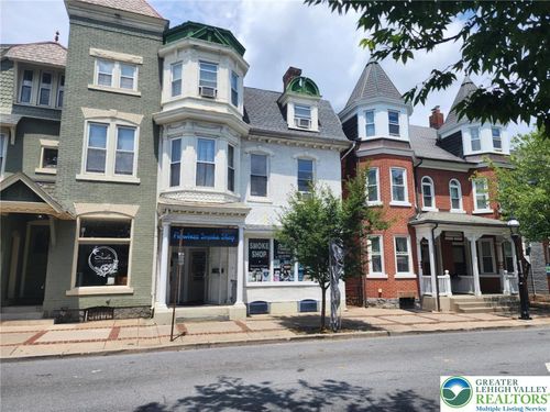 87 E Broad St, Bethlehem, PA, 18018-5975 | Card Image