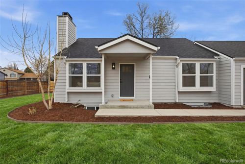 4711 Granby Way, Denver, CO, 80239-5105 | Card Image