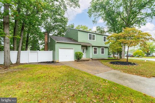 22 Mills Dr, Waterford Works, NJ, 08089-2437 | Card Image