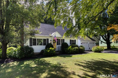 83 Glendale Dr, Bristol, CT, 06010-3040 | Card Image