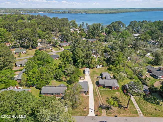 1608 Forrest Dr, House other with 3 bedrooms, 2 bathrooms and 1 parking in Elizabeth City NC | Image 35