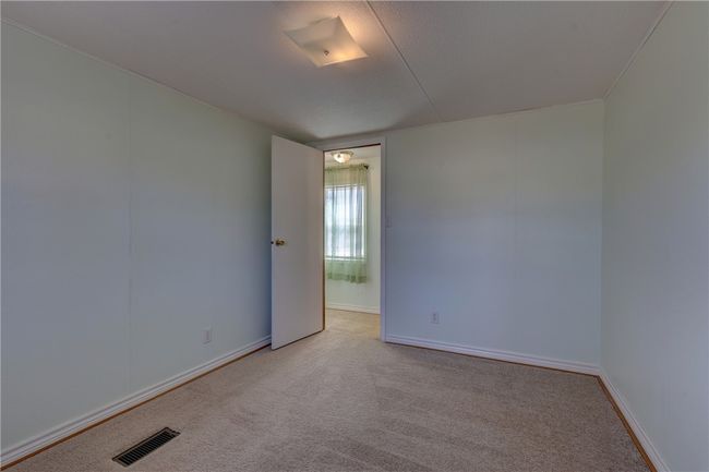 117 E Denmark St, House other with 3 bedrooms, 2 bathrooms and 2 parking in Walnut Springs TX | Image 23