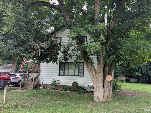 218 Sargent Road, Bennington, NY, 14037 | Card Image