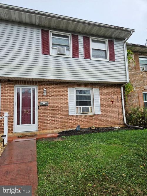 96 Queen Ave, ENOLA, PA, 17025-2337 | Card Image