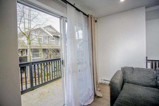 162 - 15236 36 Avenue, Townhouse with 3 bedrooms, 1 bathrooms and 2 parking in Surrey BC | Image 9