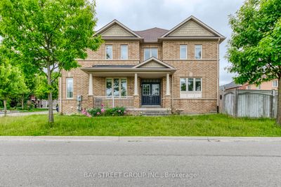 22 Dairy Ave, House other with 4 bedrooms, 5 bathrooms and 4 parking in Richmond Hill ON | Image 2